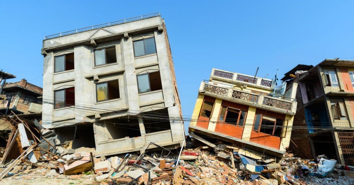 What does it mean when you dream about an earthquake?