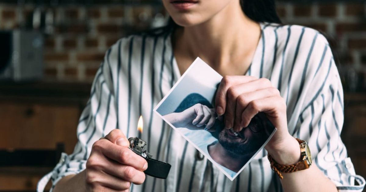 19 Meanings When You Dream About an Ex-Boyfriend